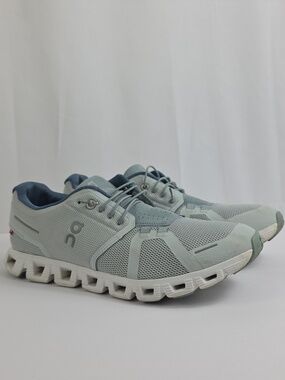 On Running Cloud Women's Running Shoes